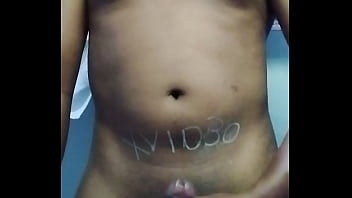 Preview 3 of Emma Pees On Daddy - V&iacute_deo de verificaci&oacute_n