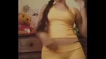 Preview 1 of Ariella Momy Hot - Papi te quiero para mi solita