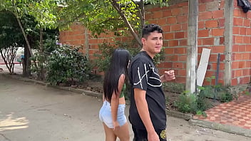 Preview 1 of Sophia Leone Fucks Her Husband - Mi timida hermanastra quiere que le meta mi gran polla por el culo mientras nos vamos de expedicion.