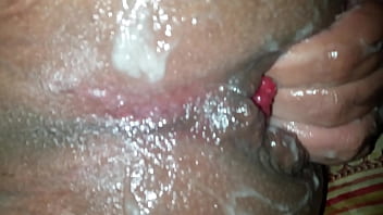 Preview 3 of Et Garl - Big gapes beautiful roses