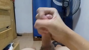 Preview 4 of Hd Sex With Step Father - Me masturbo en la pieza de m&iacute_