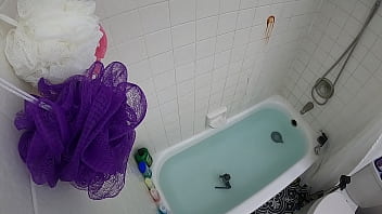 Preview 3 of Girls Mc - Candy Cruise Bathtub MAIN 3