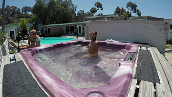 Preview 1 of Sleeping Mom Fuck Videos - Dayanara Hot Tub RIGHT