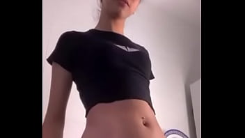 Preview 4 of Gessele Leon - Calcinha enfiada