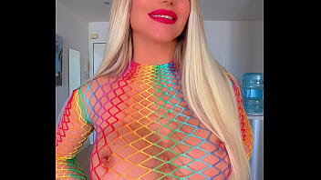 Preview 1 of 4k Pussy Close - FULL VIDEO. I show my talent by sucking cocks. I like to feel it in my throat and have them cum inside