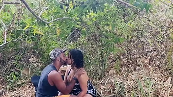 Preview 1 of Xxx Hd Movies Video Hot Rape - Fui na bica me refresca e acabei ficado com tes&atilde_o e dei minha buceta pro cara l&aacute_ no mato