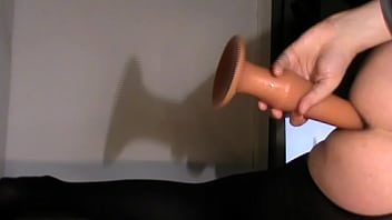 Preview 2 of Go Lesbian Threesome - dildo da 60 centimetri parte 4