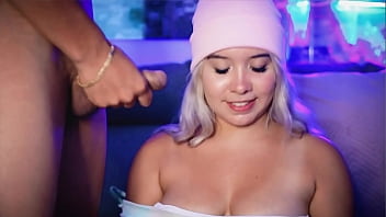 Preview 1 of Lesbiene Inesperimente - Sexy Colombian pleases her boyfriend while they make money online