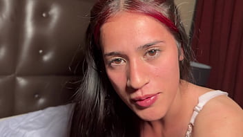 Preview 1 of Mom Control Daughter - Cami Noe Necesita una Gangbang para ser Feliz. 3 Pollas para ella solita.