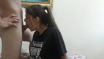 Preview 2 of Bawrchi Xnxx - mi hermanastro me da un remedio para la garganta,  me hace darle mamada a garganta profunda.