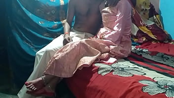 Preview 1 of Neplees Xxx - पत्नी को घर से बाहर जाने के बाद साली को चोद दिया