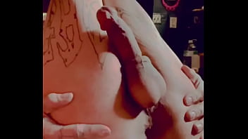 Preview 1 of Fox Life Tv Show - TRASHQVEEN: hands free cumshot