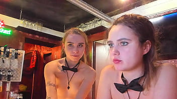 Preview 3 of Raquel Castillo - lesbianas rusas se masturban en bar