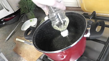 Preview 2 of 17 Varsh Bachi Sex Videeyo - Sexy MILF Frina continues her nude cooking. Without panties and bra high heels in kitchen Milf prepares delicious vegetarian appetizer of pita bread and champignons with sauce. Pussy Ass Big natural tits MILF