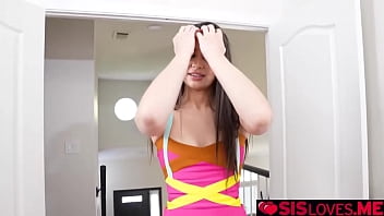 Preview 2 of Hd Six Xxx Vi - Sisloves.me - Liz Jordan crawls and takes her stepbrothers throbbing cock inside her sweet muffin
