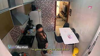 Preview 3 of Sex Kelompok Remaja - Hot wife Thay Ksada gets out of the shower and greets the delivery man in just a nightgown