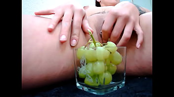 Preview 1 of Free Amatuer Home Movies - Raven Grey GRAPE STUFFING