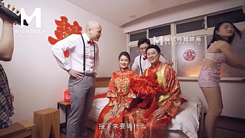 Preview 1 of Very Very Big Cock Fuking - ModelMedia Asia-Lewd Wedding Scene-Liang Yun Fei-MD-0232-Best Original Asia Porn Video