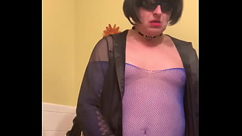 Preview 4 of Gf Web Blowjob - CD Nikki sexy smoking and posing