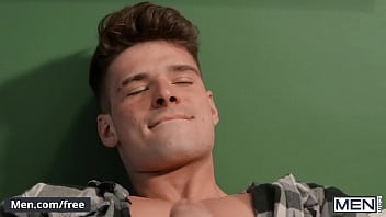 Preview 1 of Amateur Moms Fuck Cocks - Sexy Twink (Ryan Bailey) Sucks Muscular (Malik Delgaty&#039_s) Cock Promises That It Will Be Their Little Secret - Men
