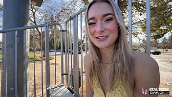 Preview 1 of Bolo Picture Nani Gali Ki Hai - Kinky Blonde Thea Summers Fucks In Public