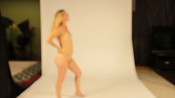 Preview 1 of Deepika Padukone Xxx Porn - Sara Hawaii Photoshoot MAIN 1