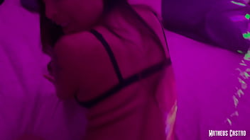 Preview 3 of Indian Seex M - Ninfetinha tarada transou com marido da vizinha - essa putinha gosta de sexo escondido - * Matheus Castro * COMPLETO NO RED