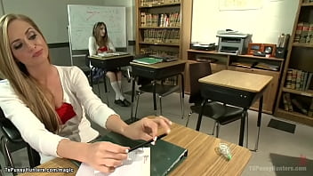 Preview 1 of Nude Girls Xxx - Big cock shemale fucking classmate