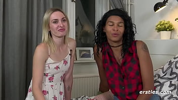 Preview 1 of Amateur Nice Amateur - Ersties: Sexy Amateurm&auml_dels haben Spa&szlig_ miteinander