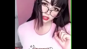 Preview 4 of Hoge Mommy Sex - Pamyuwu compilaci&oacute_n de Tiktoks