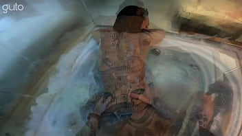 Preview 3 of Playboy Tv Foursome Video 2 - gostosa mostra tudo na banheira comeca a fuder e logo pede pra ir pra cama pra fuder com biamorenamg