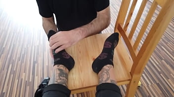 Preview 3 of Xxx Parno - Foot slave worships her tattooed feet
