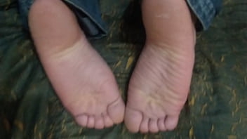Preview 4 of Mo Hoot Df - Soles Fetish