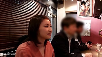 Preview 1 of Shorty Mac Vs Jada Stevens - ワルノリお姉さん：まどか鹿のちんちんカクテルでメス化&rArr_隣の紳士をトイレでフェラ抜き