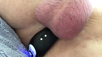 Preview 3 of Beat Gir - ich schieb mir einen vibrator in den arsch und wixe bis zum abspritzen