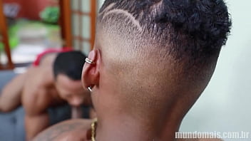 Preview 3 of Pornsex Hd Video - Dois amigos trepam e se exibem para um VOYEUR  que n&atilde_o aguenta e cai na putaria.