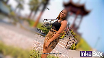 Preview 1 of Cunt Motor Brother Cop Porn - Petite venezolana realiza tiktoks en la calle,  y es abordada por morboso peruano desconocido