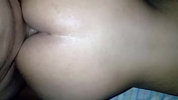 Preview 2 of Mummy Cleaning Gardens Work - ALEX SE VIENE EN MIS NALGAS