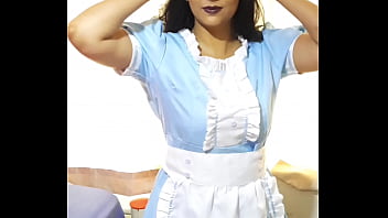 Preview 1 of Selif Sex Punjabi - Nuestra ama de llaves se mete al cuarto del patr&oacute_n y se empieza a tocar mientras la grabo