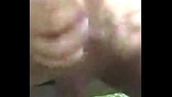 Preview 2 of Janvro Xxx - Ela e deliciosa ,  algu&eacute_m conhece essa pausada linda