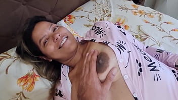 Preview 2 of Indian Batwap - Acordei minha namorada para uma transa matinal !