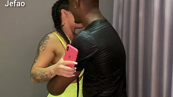 Preview 1 of Maa Ki Massage Karke Chudai - Minha namorada brigou  comigo ,  o namorado da minha amiga deixou ela largou ela , a&iacute_ fudeu por que nos fez um amor gostoso   melissa pitanga