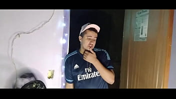 Preview 1 of Anna Nw - Fui entregar um iFood e acabei gozando pro vizinho ver