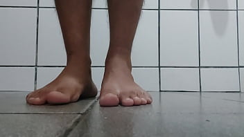 Preview 1 of Xxx Sex Mome Sons Video - Ladysilva exibindo seus lindos p&eacute_s