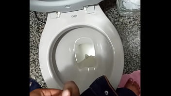 Preview 2 of Xse Xnxx - Piss,  mijando