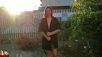 Preview 4 of Indan Sxxy Fill Hd Video - My wife shows the pussy to delivery guy again