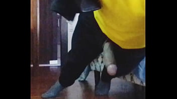 Preview 4 of Huge Pumped - Jugando solitario