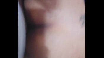 Preview 1 of Brown Lesbian Mom - Un amigo del only