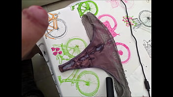 Preview 4 of Small Bulk Video - corrida en bragas de mi vecina 2 (otra vecina)