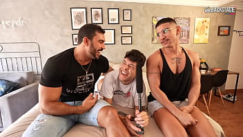 Preview 4 of Short Where - Bastidores - Diego Mineiro &amp_ Lucas Mancinni &amp_ Hanry Onlyjapa - Bareback (Puro Prazer)